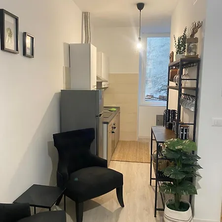 Viale Xx Settembre 68 *